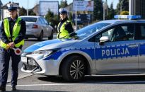 Policja: bezpieczniejsze ferie na drogach