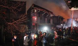 Indonezja: 17 osób zginęło, a kilkadziesiąt zostało rannych w Dżakarcie w pożarze magazynu paliw