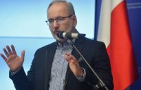 Minister Niedzielski: Dziennie notujemy nieco poniżej 30 tys. zachorowań na grypę