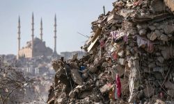 ONZ: koszt zniszczeń w wyniku trzęsienia ziemi w Turcji przekroczy 100 mld dol.