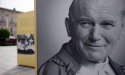 O. Żak i ks. Studnicki: sprawiedliwa ocena działań kard. Wojtyły wymaga dalszych badań archiwalnych