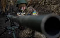 Dowódca ukraińskich wojsk lądowych: obrona Bachmutu trwa