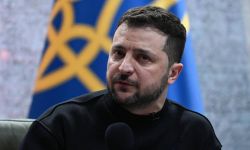 Prezydent Ukrainy: w ciągu ostatniego tygodnia Ukraina stała się silniejsza, a wróg bardziej odizolowany