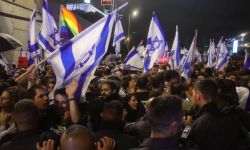 Izrael: największy związek zawodowy ogłosił strajk generalny; demonstranci znów przed parlamentem