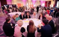 Redefinicja. Biznes przyszłości potrzebuje człowieka i wartości