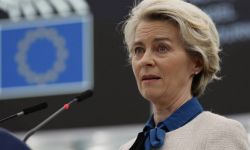 Chiny: szefowa KE zachęcała Xi Jinpinga do rozmowy z Zełenskim. Przestrzegła przed dostawami broni dla Rosji