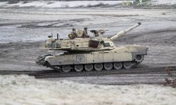 Szef MON: Polska może się stać ośrodkiem serwisowania czołgów Abrams