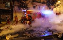 Francja: po orędziu Macrona - w Paryżu, Lyonie, Nantes i innych miastach zamieszki i podpalenia; policja użyła gazu łzawiącego