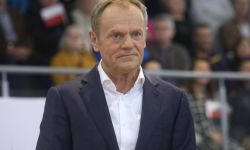 D.Tusk do komisarza Wojciechowskiego: podaj się chłopie do dymisji