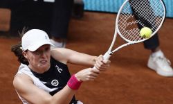 Turniej WTA w Madrycie - Świątek awansowała do 1/8 finału