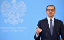 Premier: niech Dzień Flagi przypomni nam o znaczeniu naszych narodowych symboli