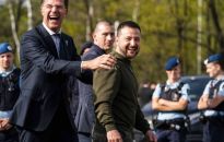 Prezydent Ukrainy Zełenski: szkolenia ukraińskich żołnierzy w Holandii przybliżają nas do wspólnego zwycięstwa