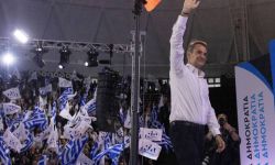 Grecja: rozpoczęły się wybory parlamentarne; na czele wyścigu rządząca Nowa Demokracja premiera Micotakisa