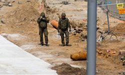 Wrocław: saperzy wywieźli niewybuch z pl. Staszica; mieszkańcy mogą wracać do domów