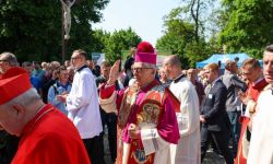 Abp Skworc: pokój jest właściwością wszystkich poziomów społecznej koegzystencji