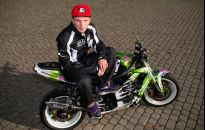 Ostra jazda na krawędzi Adriana Paska