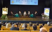 Jan Paweł II - wzór prowadzenia dialogu
