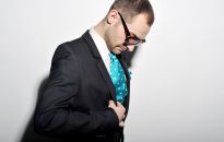 Ascot - wyjątkowy dodatek na salonach