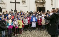 Orszak Trzech Króli w niemal wiosennej pogodzie