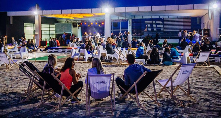 Fot. Facebook/Plaża na Dachu