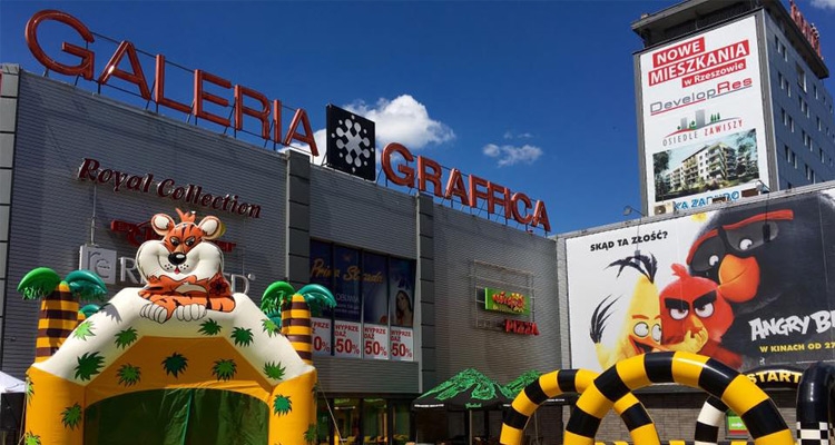 Fot. https://www.facebook.com/outletgraffica