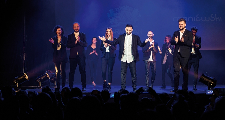 Maniewski przekracza granice