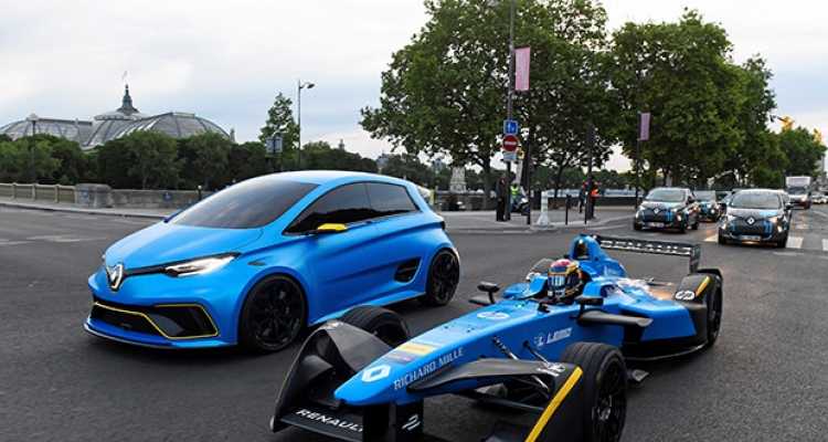 Robert Kubica wśród kierowców Renault na GOODWOOD FESTIVAL OF SPEED 2017
