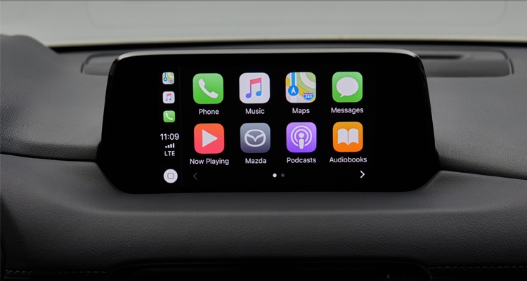 Mazda dodaje sterowanie smartfonem do MZD Connect